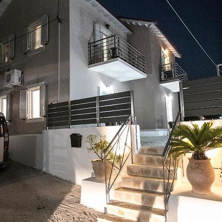 Angelos Apartments Ліксурі Екстер'єр фото