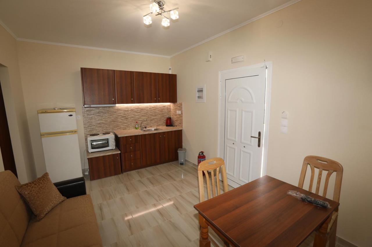 Angelos Apartments Ліксурі Екстер'єр фото