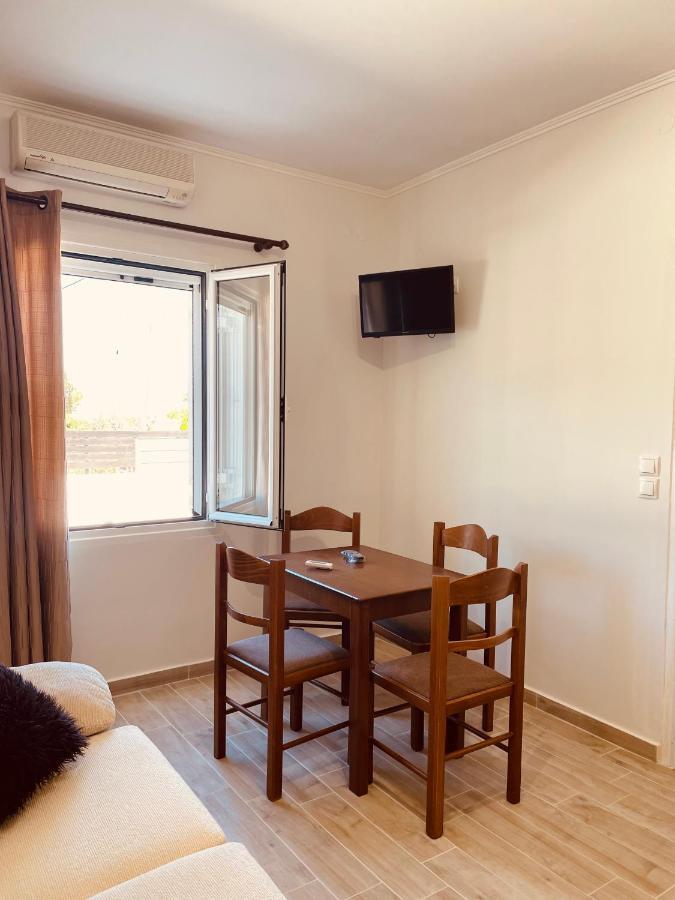 Angelos Apartments Ліксурі Екстер'єр фото